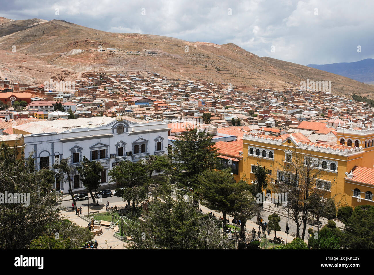 Avis de Potosi avec Cerro Rico dans l'arrière-plan. UNESCO World Heritage site. La Bolivie, l'Amérique du Sud Banque D'Images