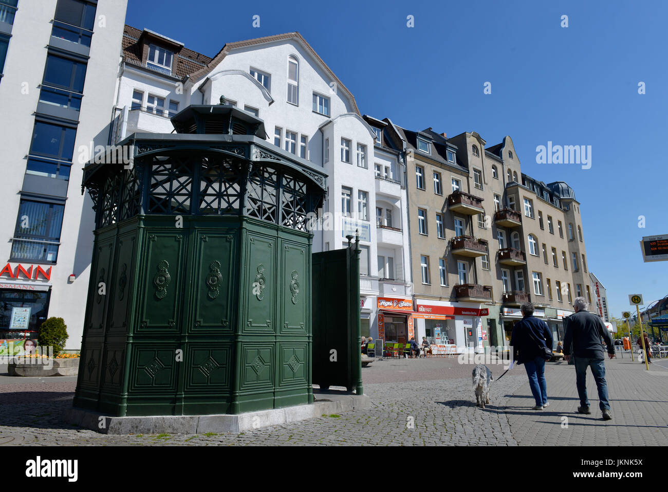 Urinoir, la rue Berlin, Tegel, village Reinicken, Berlin, Allemagne, Berliner Strasse, à Reinickendorf, Deutschland Banque D'Images