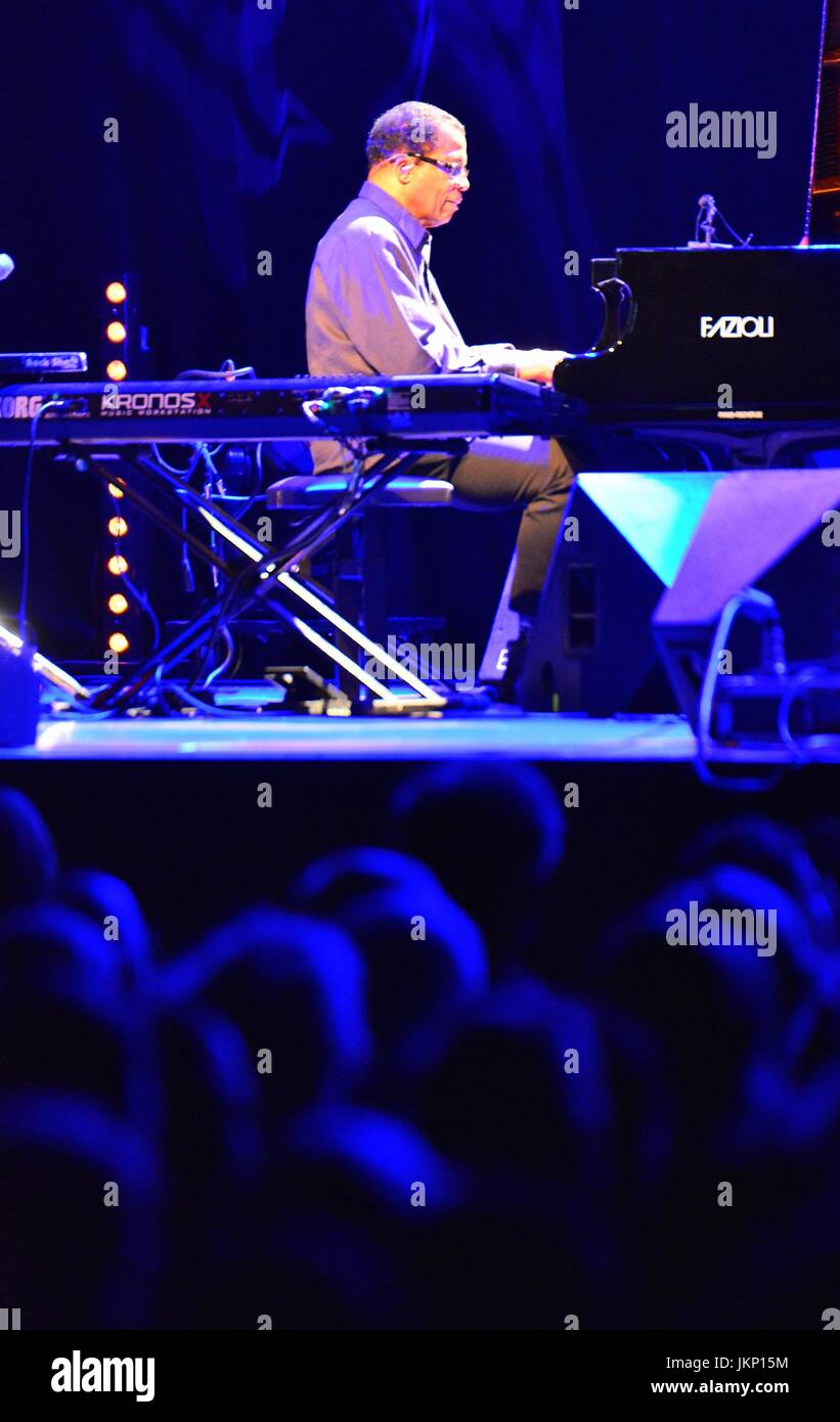 Freiburg, Allemagne, 23 juillet 2017, Herbie Hancock et bande à ZMF Zelt-Musik-Festival Freiburg/mediensegel Crédit : Alamy Live News Banque D'Images