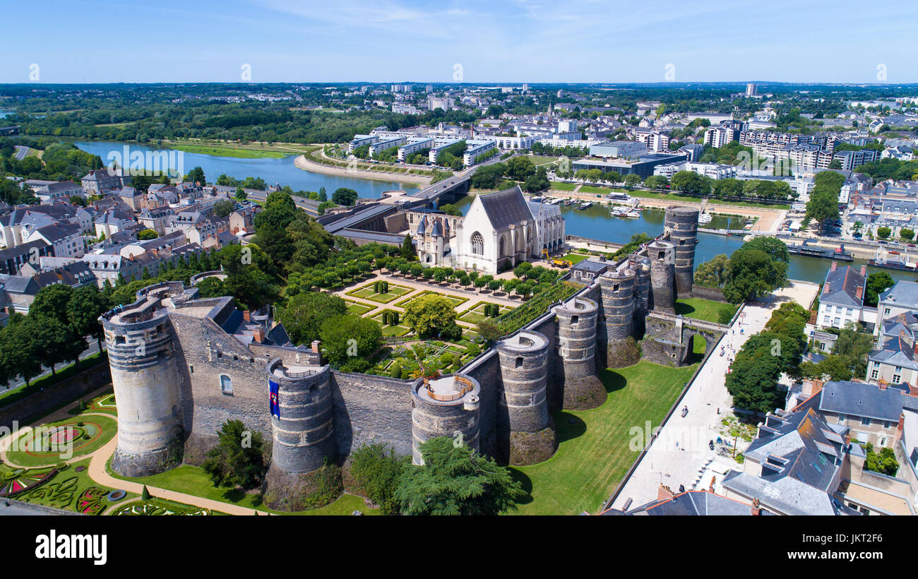 Vue aérienne du château de ville d'Angers dans le Maine et Loire