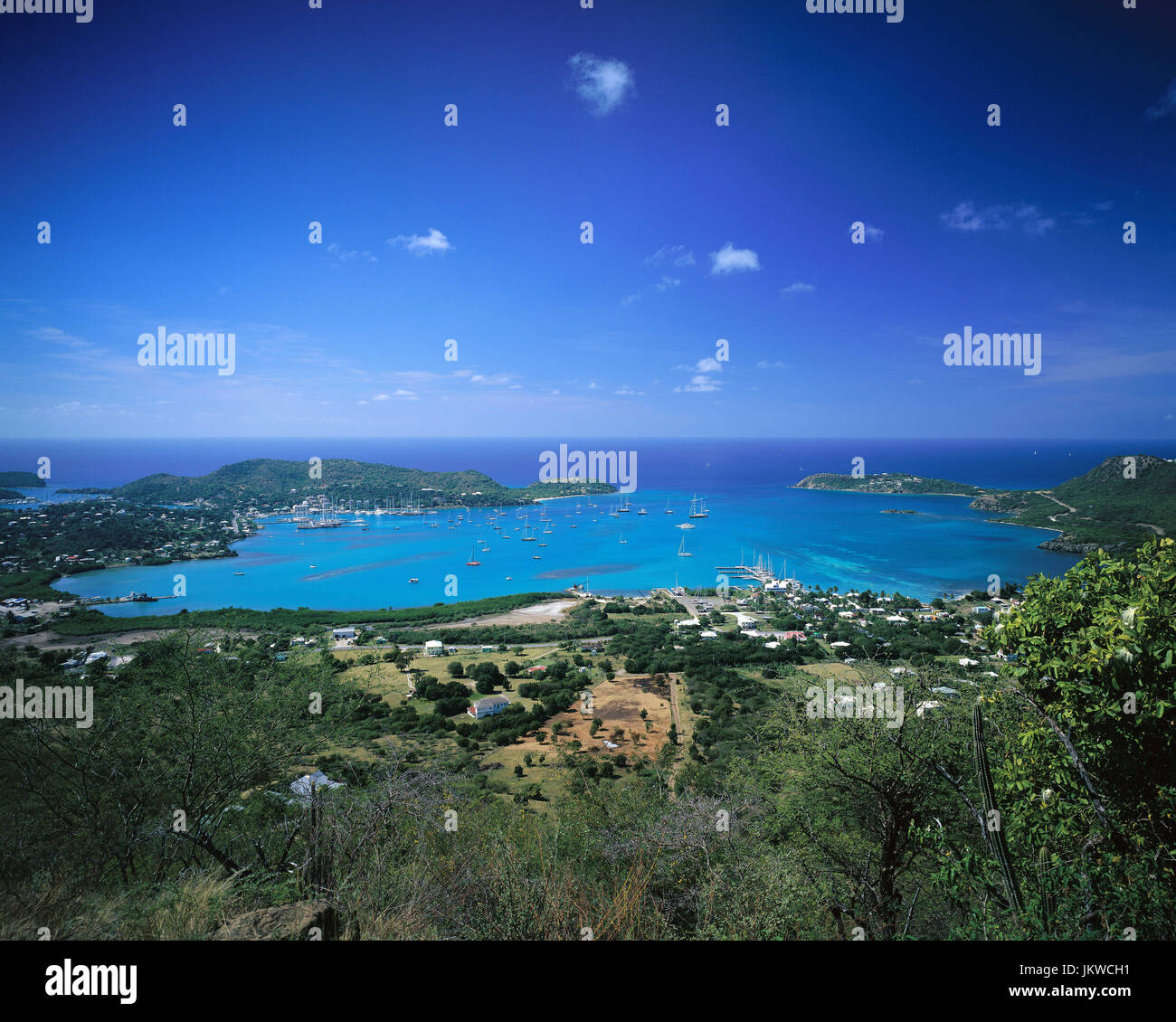 Vue panoramique sur le port de Falmouth à Antigua Banque D'Images