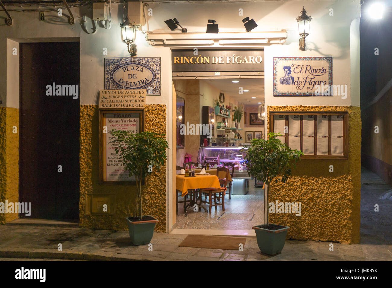 Un bar restaurant dans le vieux Séville, Espagne Banque D'Images