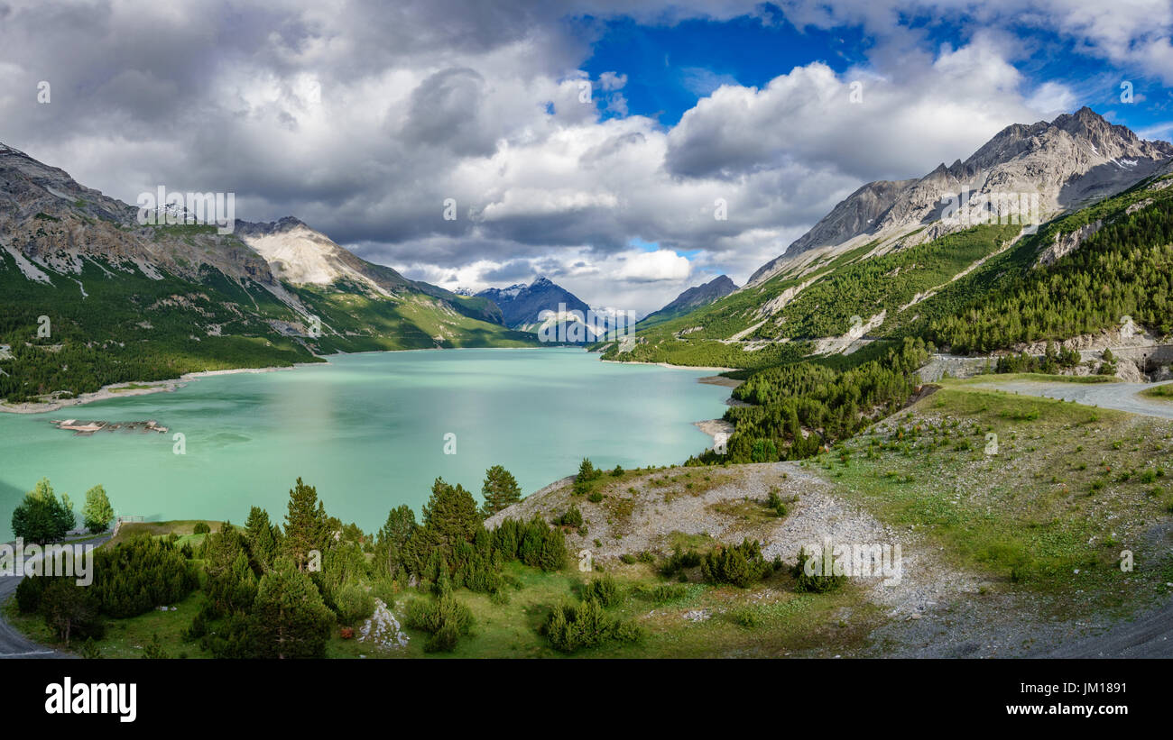 Lac de Cancano - Bormio (province de Sondrio) Banque D'Images