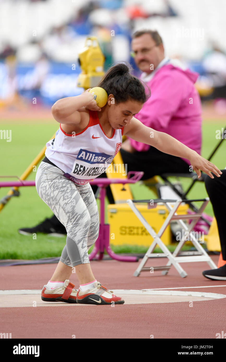 Samar Ben Koelleb concurrentes dans le monde Para athlétisme championnats dans le stade de Londres. Women's lancer du F41 pour les athlètes de petite taille Banque D'Images