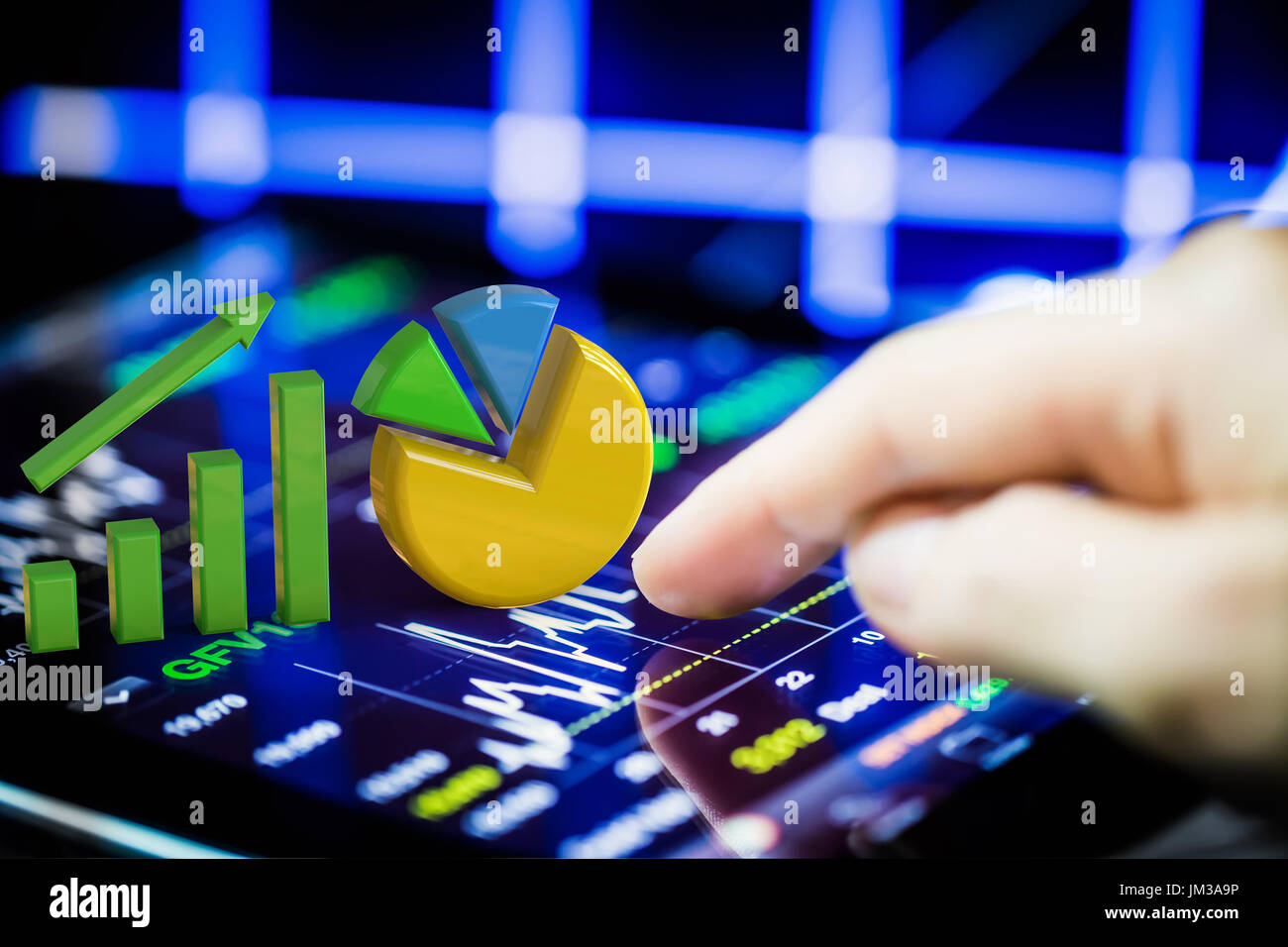 La croissance des stocks dans l'analyse graphique et graphique sur tablette numérique Banque D'Images