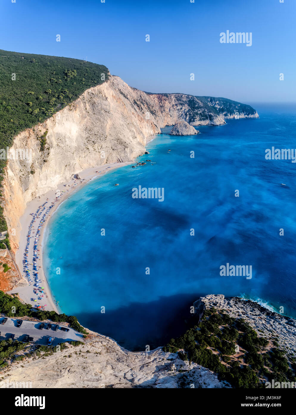 Vue A rienne De La C l bre Plage De Porto Katsiki Sur L le De Leucade vue-a-rienne-de-la-c-l-bre-plage-de-porto-katsiki-sur-l-le-de-leucade