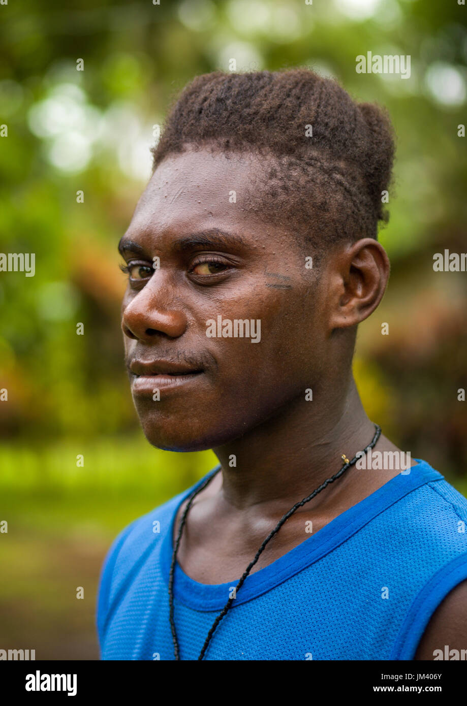 Homme avec tête traditionnel Ni-Vanuatu, contraignant Malampa Province, l'île de Malekula, Vanuatu Banque D'Images