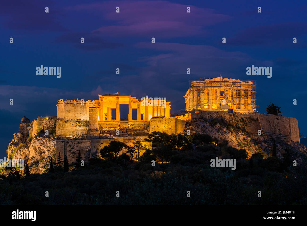 Vue de la nuit de l'Acropole, Athènes, Attique, Grèce Banque D'Images