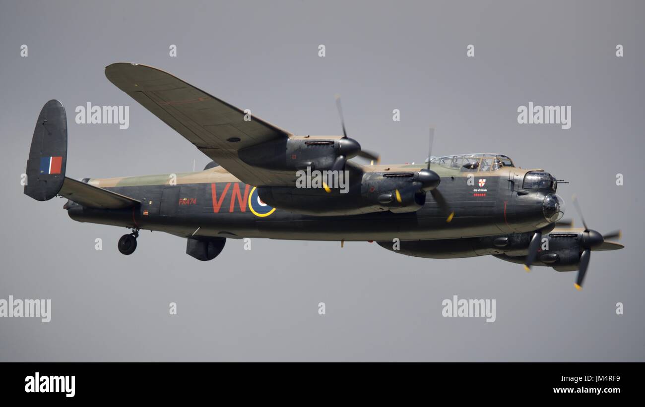 World War 2 bombardiers Avro Lancaster au Royal International Air Tattoo 2017 Banque D'Images