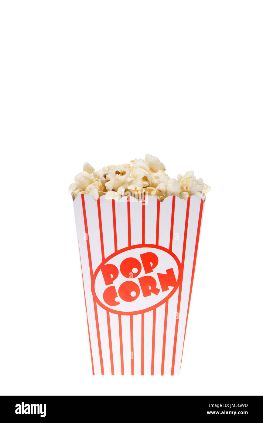 Bain à remous plein de Popcorn isolé sur fond blanc Photo Stock - Alamy