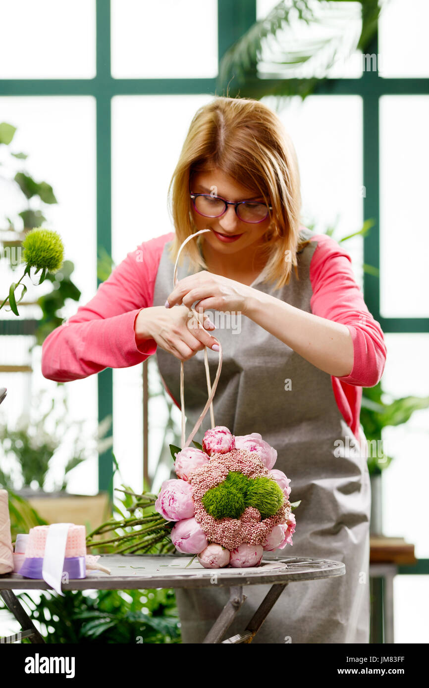 Un fleuriste, bouquet de fleurs Banque D'Images