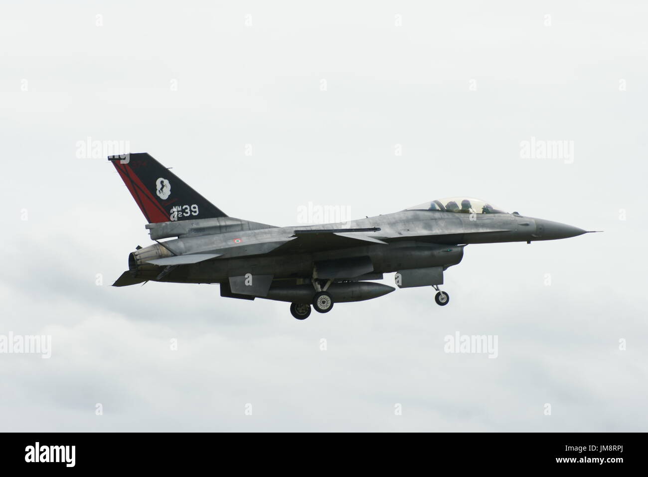 En avion de chasse F-16 Falcon Banque D'Images