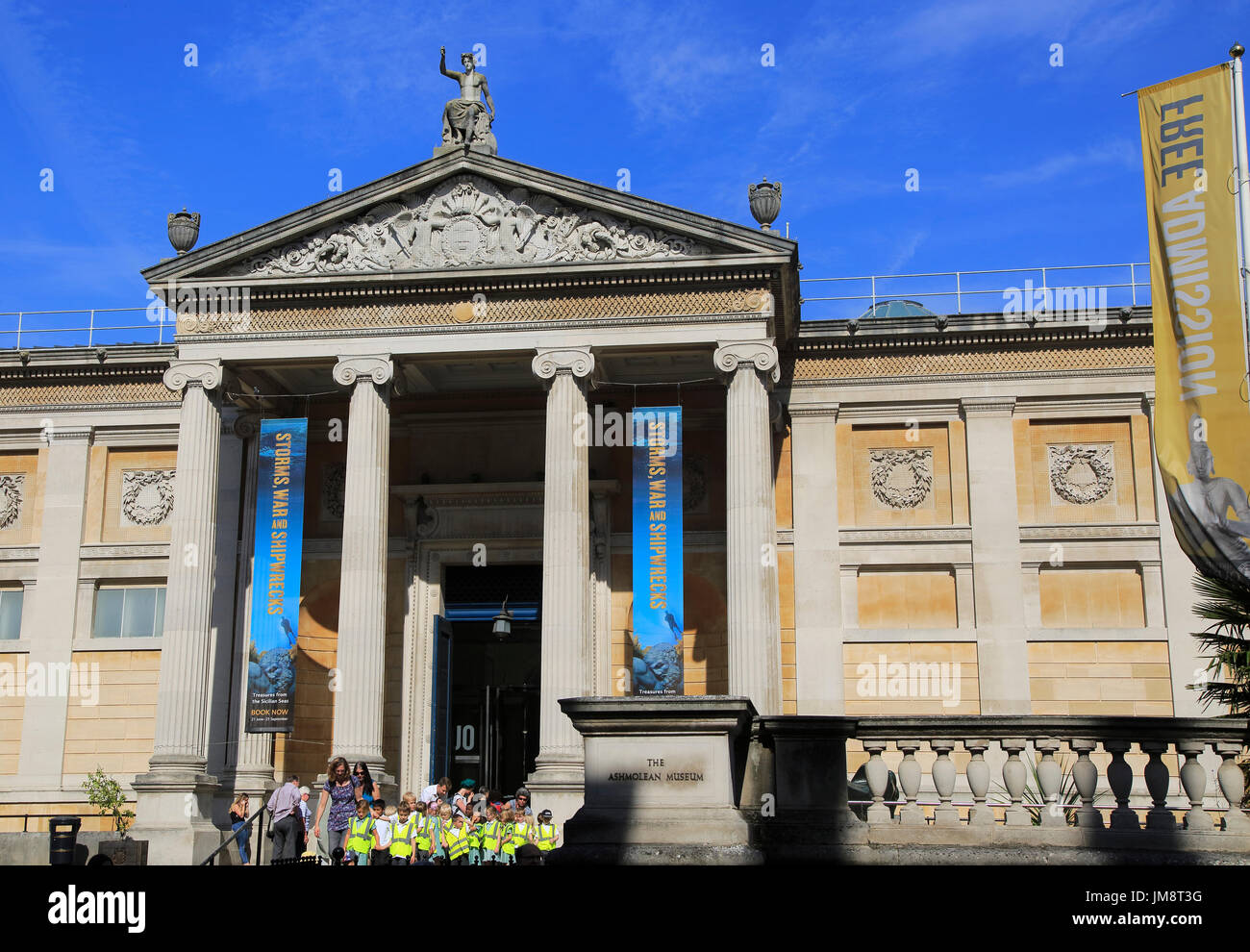 Museummain Ashmolean, d'entrée de l'Université d'Oxford, England, UK architecte Charles Robert Cockerell, 1841-1845 Banque D'Images