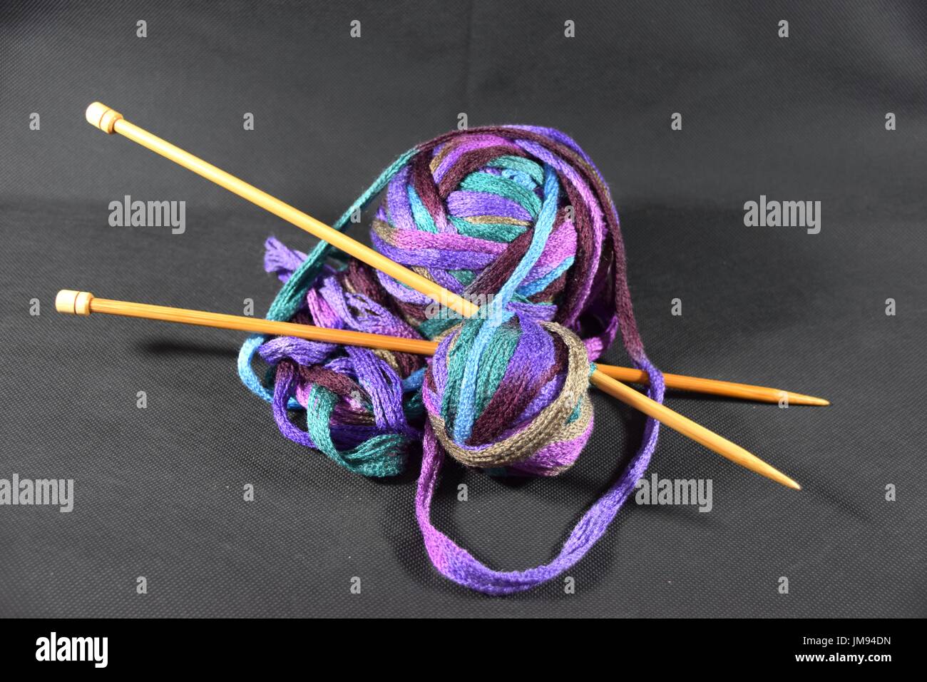 Boules de laine pour le tricot et le crochet travail fait à la main Banque D'Images