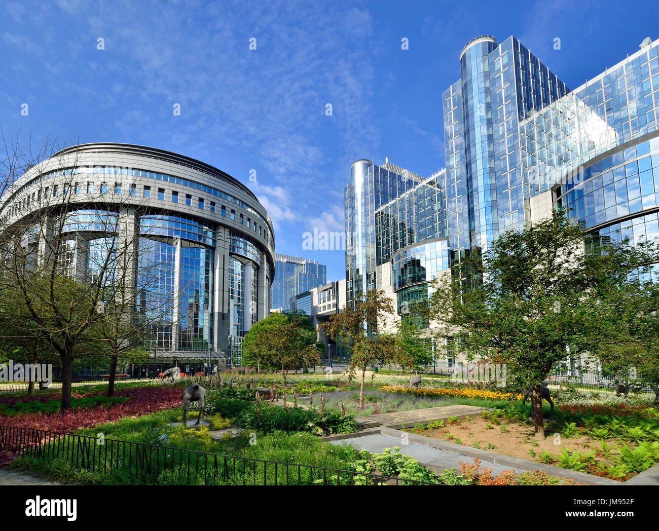 Bruxelles, Belgique. Bâtiment du Parlement européen vu du parc Léopold Banque D'Images