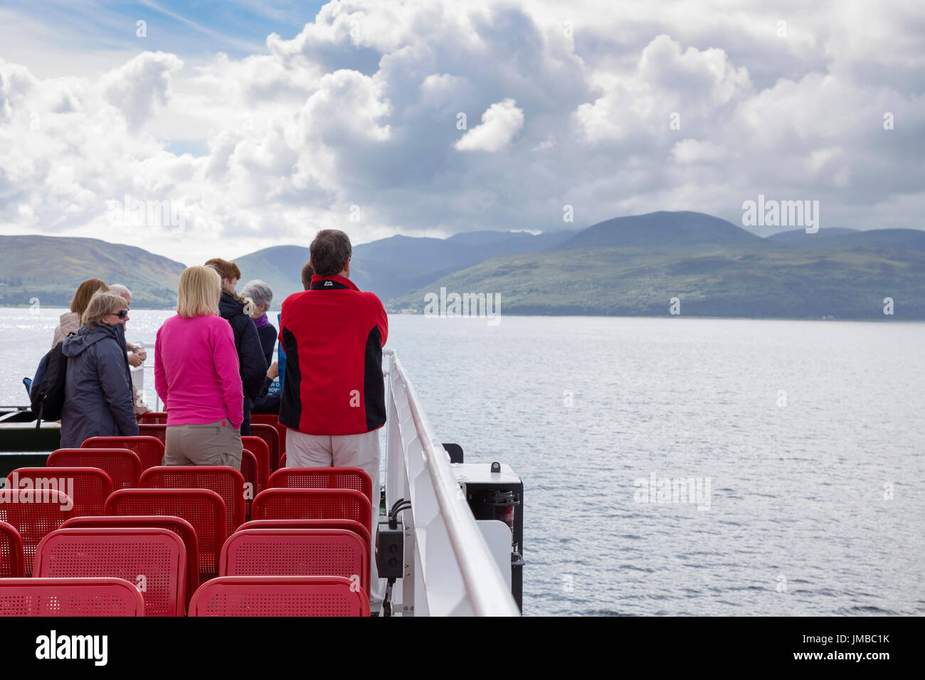 Caledonian Macbrayne le traversier MV à Catriona à Lochranza, Isle of Arran de Claonaig, Kintyre, côte ouest de l'Ecosse, Royaume-Uni Banque D'Images