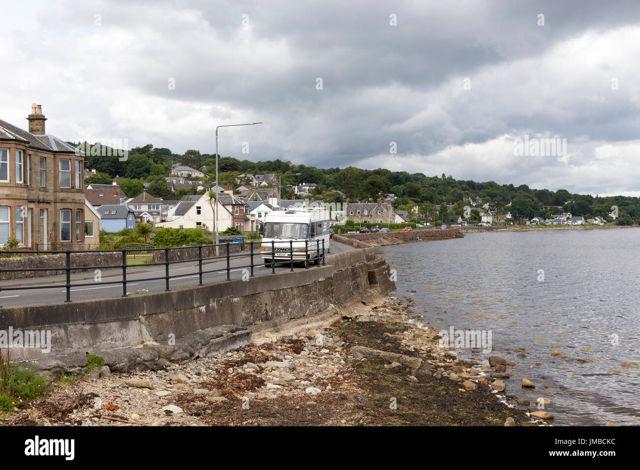 Camping passant par Lamlash, Isle of Arran, côte ouest de l'Ecosse, Royaume-Uni Banque D'Images