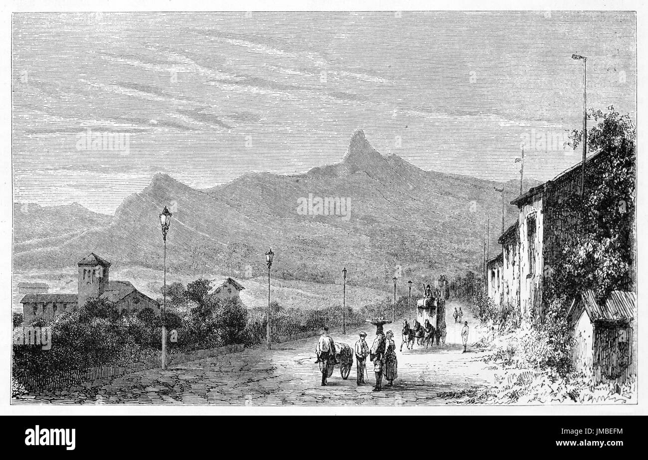 rue lampe rue bordée dans un paysage urbain calme avec des montagnes sur fond dans l'avenue de la Gloria, Rio de Janeiro. Art de style gravure par Riou 1861 Banque D'Images
