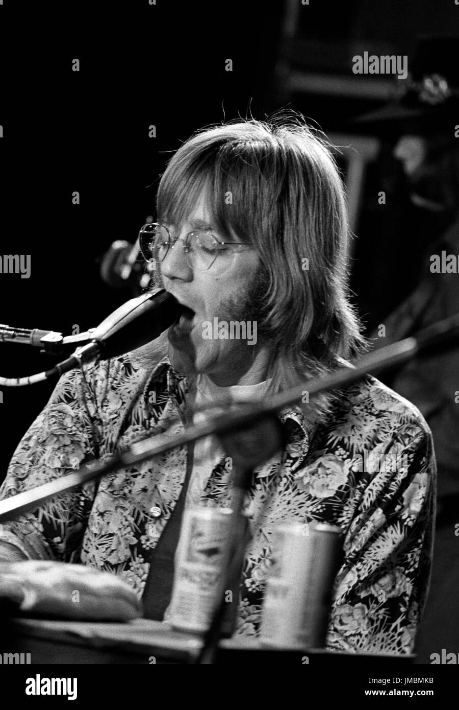 Ray Manzarek des portes d'effectuer à l'Arène de Boston à Boston, MA, le 10 avril 1970. Au cours de ce concert, Jim Morrison a demandé à l'audience si 'quelqu'un veut voir mon gentitals... ?" et a été traîné hors scène par Ray Manzarek. ** Les taux plus élevés s'appliquent ** APPEL À NÉGOCIER ** JAMAIS publié des photos ** © Peter Tarnoff / MediaPunch Banque D'Images