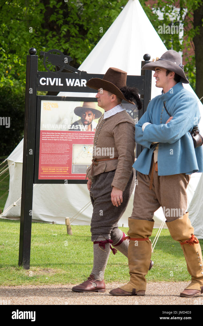 English Civil War re-enactment à Newark on Trent Château Banque D'Images