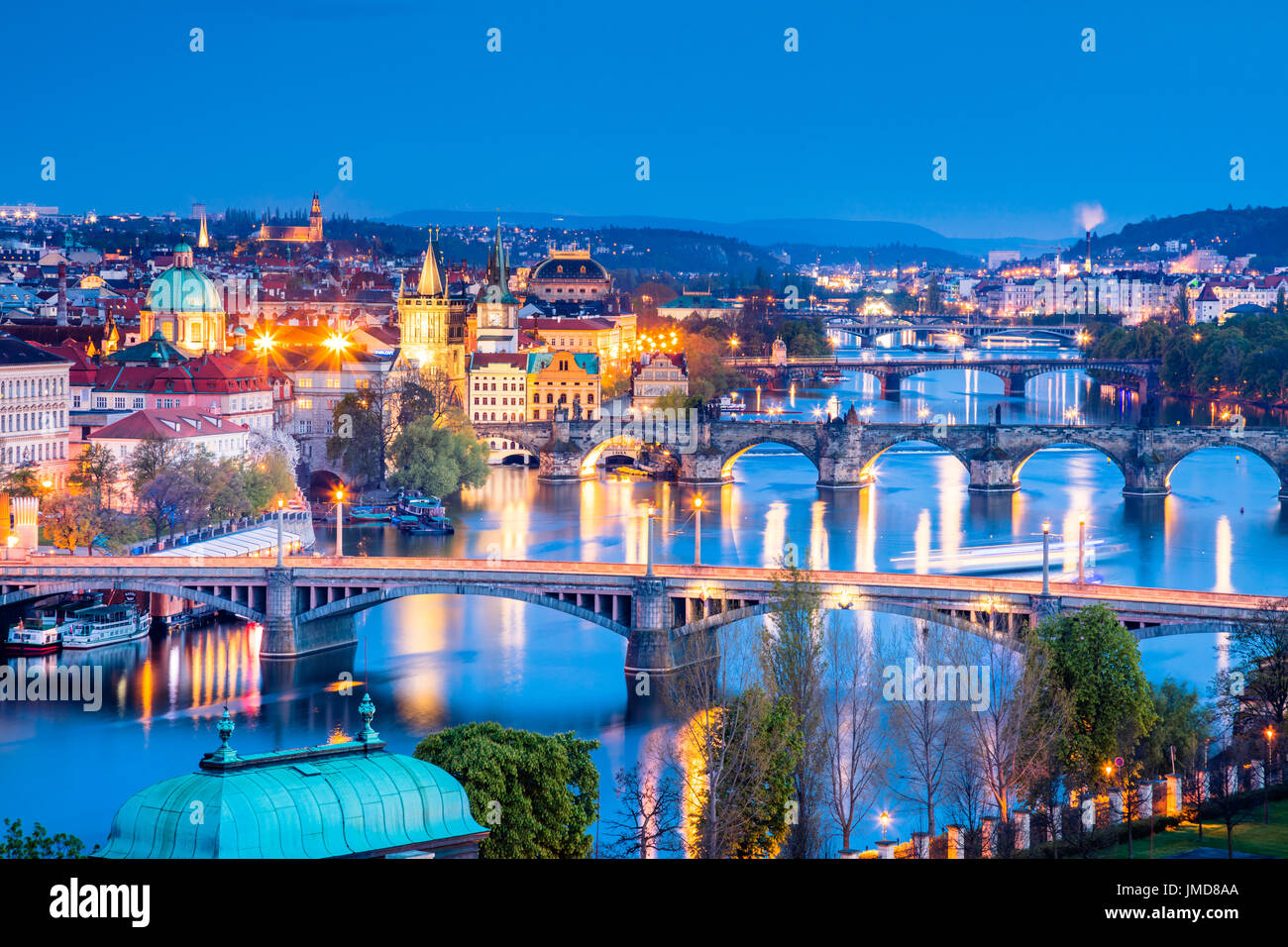 L'Europe, République tchèque, Tchéquie, Prague, l'UNESCO, Vieille Ville Historique Panorama avec des ponts sur la rivière Vltava (Moldau, avec le Pont Charles Banque D'Images