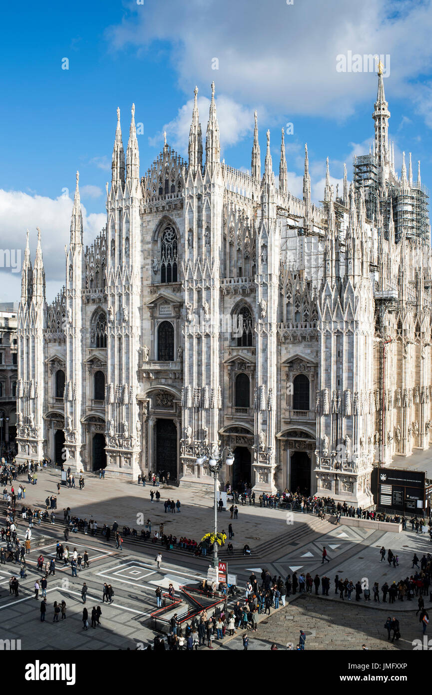L'Italie, Lombardie, Milan, place du Duomo, de la Cathédrale Duomo Banque D'Images