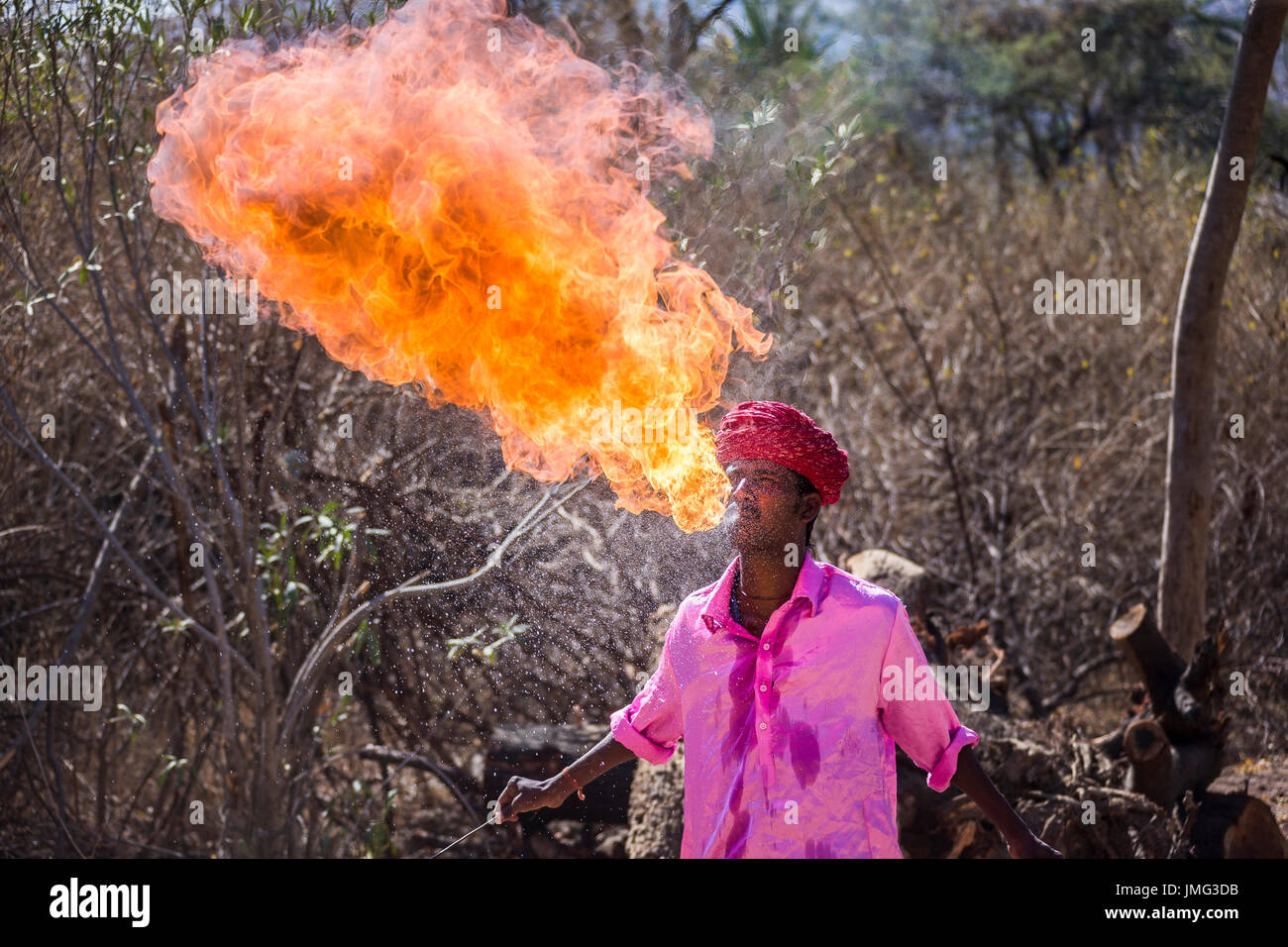 La respiration du feu, Udaipur, Rajasthan, Inde Banque D'Images
