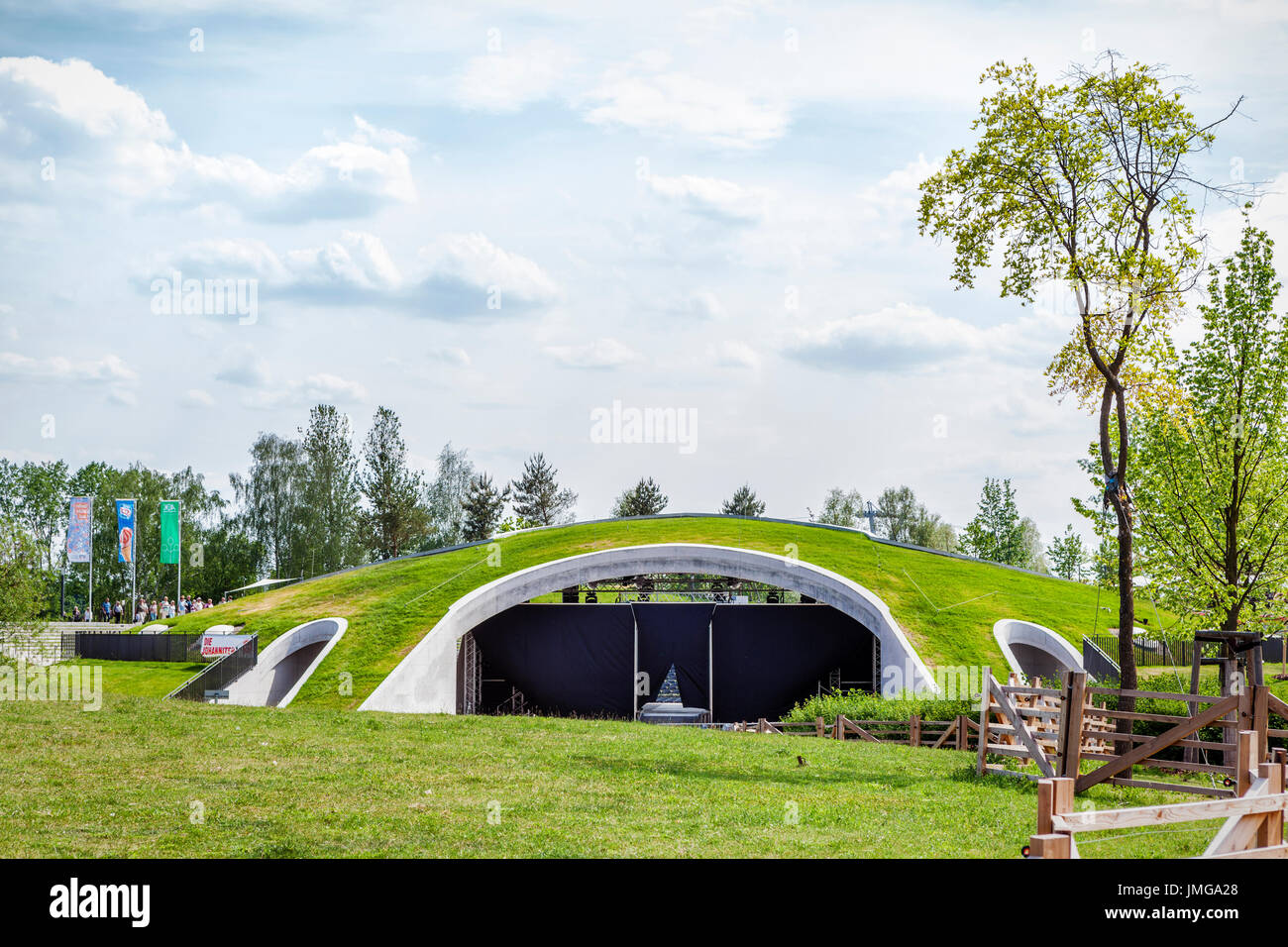 ,Berlin Marzahn. Jardins du Monde Botanic garden,Gärten der Welt, IGA 2017 carrière extérieure couverte d'herbe pour les événements de divertissement Banque D'Images