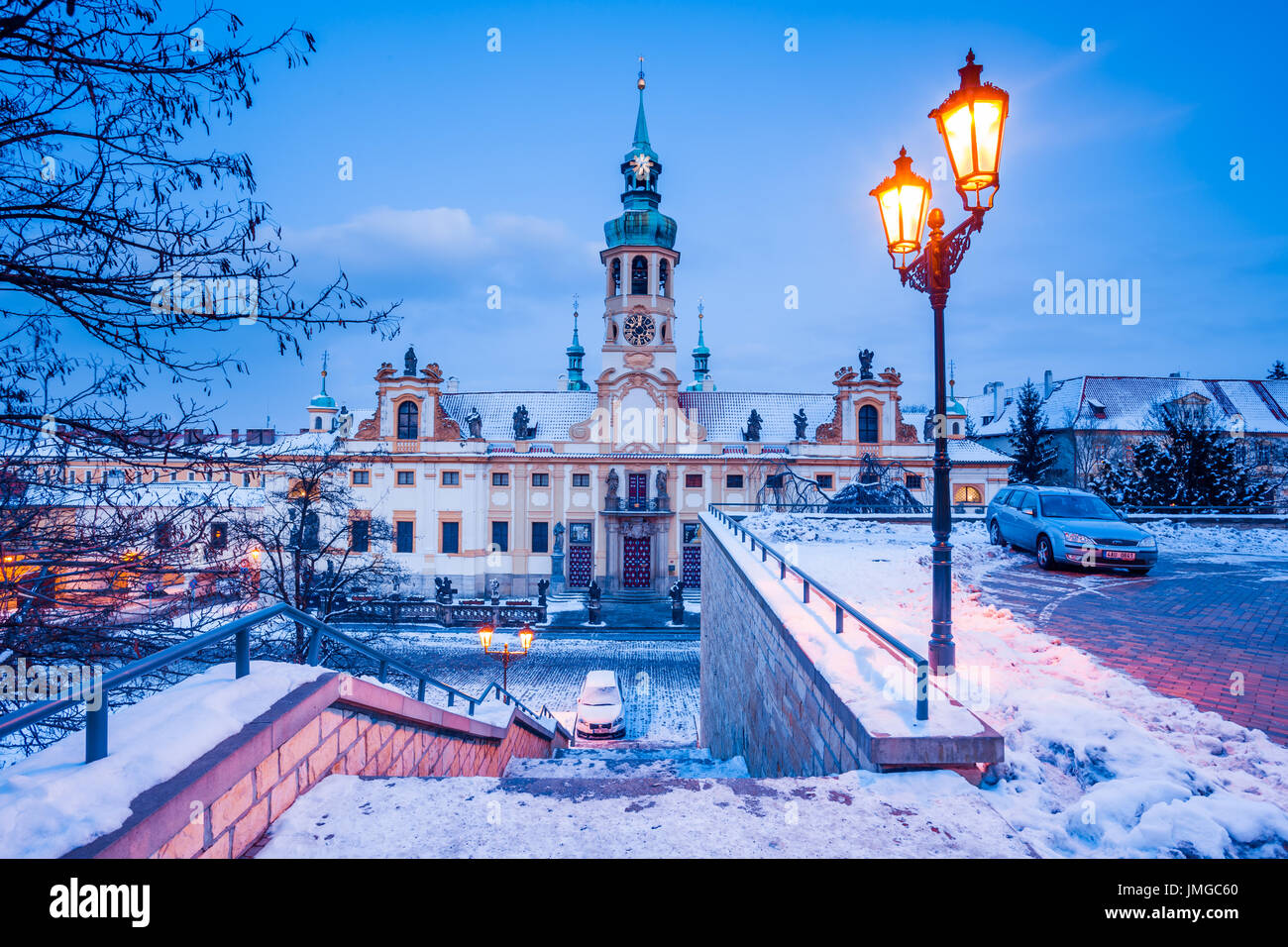 L'Europe, République tchèque, Tchéquie, Prague, l'UNESCO, Hradcany, quartier du château, monument historique baroque, Loreta, cloître, tour de l'horloge Banque D'Images