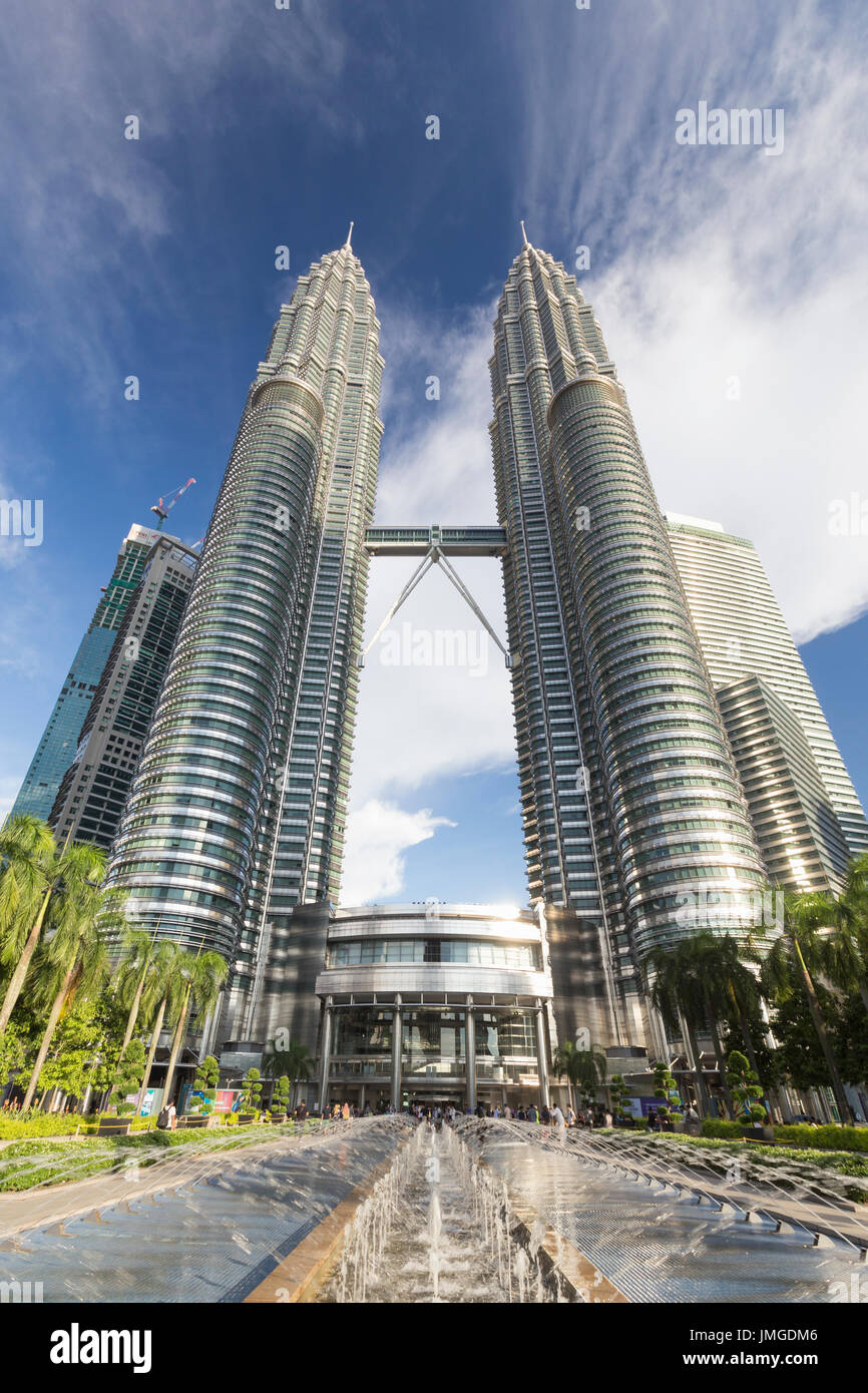 tours Petronas