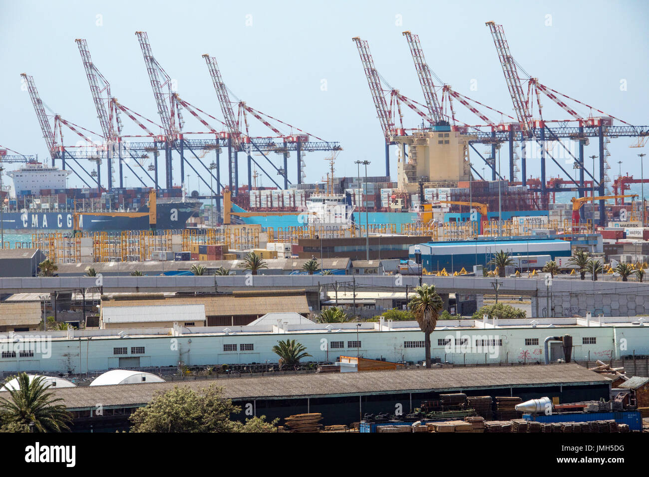 Les contenants d'expédition au port de Cape Town, Afrique du Sud Banque D'Images