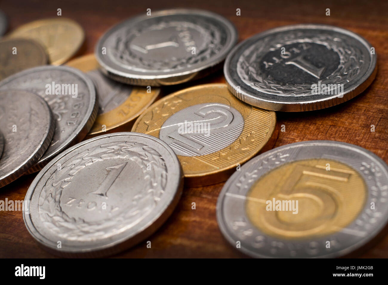 Deux zloty polonais d'autres pièces de monnaie amids Banque D'Images