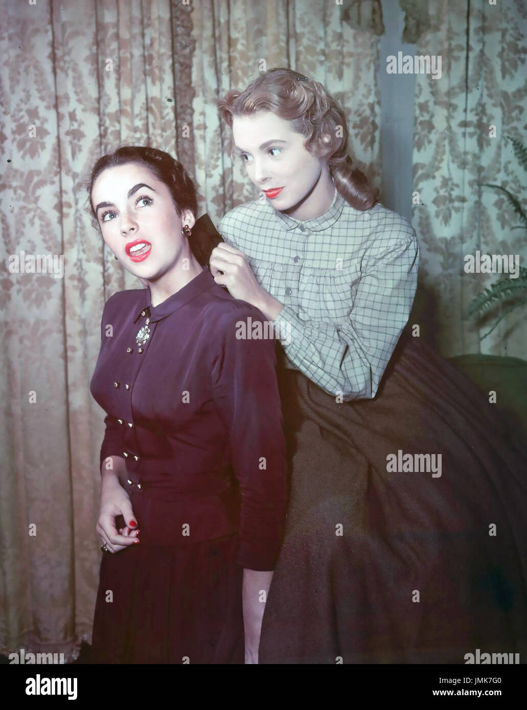 Peu de femmes 1949 MGM film avec Elizabeth Taylor à gauche et Janet Leigh Banque D'Images