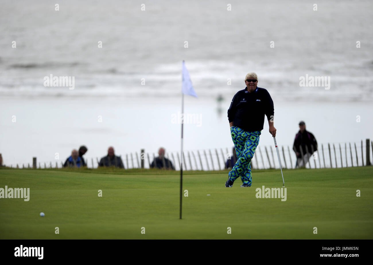 Royal Porthcawl Golf Club, Bridgend, au Royaume-Uni. 27 juillet, 2017. John Daly de l'USA sur le 2e green pendant le premier tour de l'Open Championship au Royal Porthcawl Golf Club. Crédit : David Partridge/Alamy Live News Banque D'Images