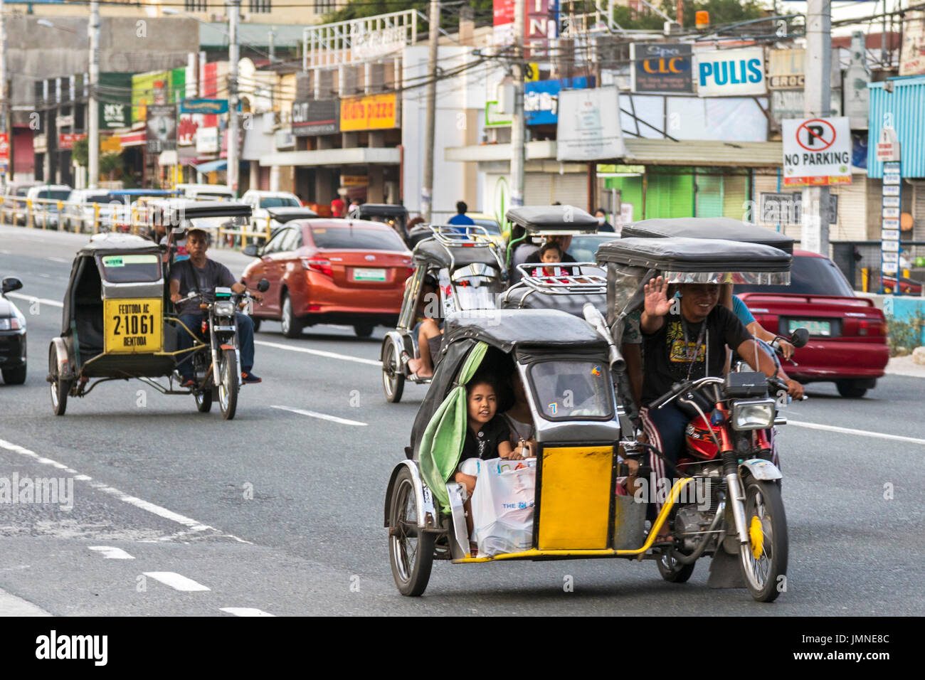 La circulation en moto-taxi, Angeles City, Pampanga, Philippines Banque D'Images