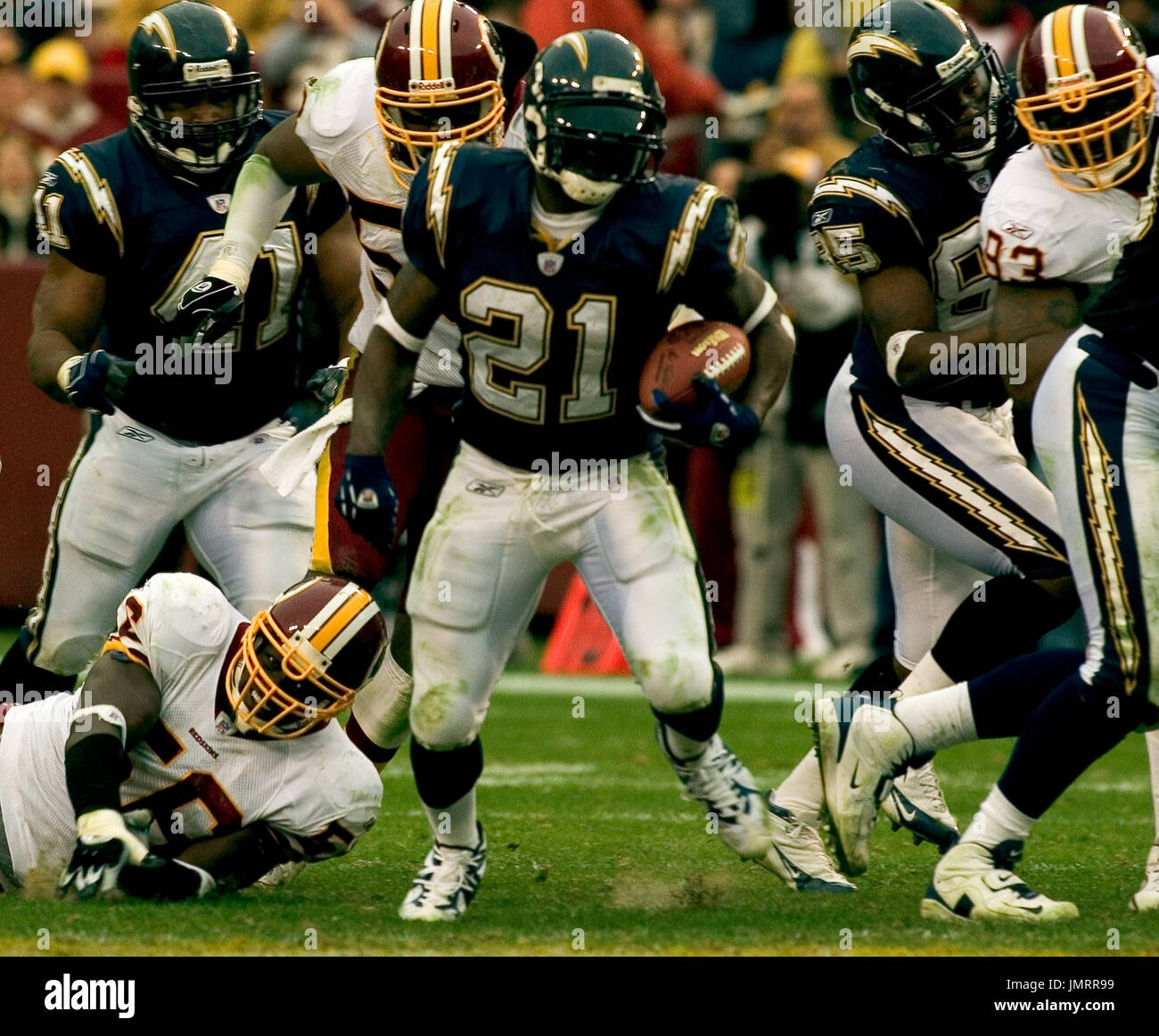 The Washington Redskins LaVar Arrington (56) comes in to make the tackle on  Kevan Barlow (32) of the San Francisco 49ers in the third quarter on  October 23, 2005 in a game