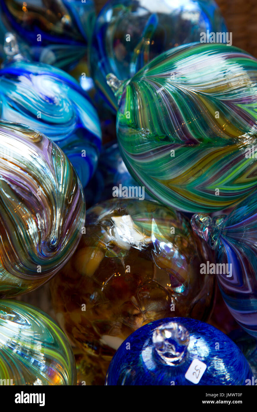 Flotteur en verre soufflé, le Jennifer Sears Glass Art Studio, Lincoln City, Oregon Banque D'Images