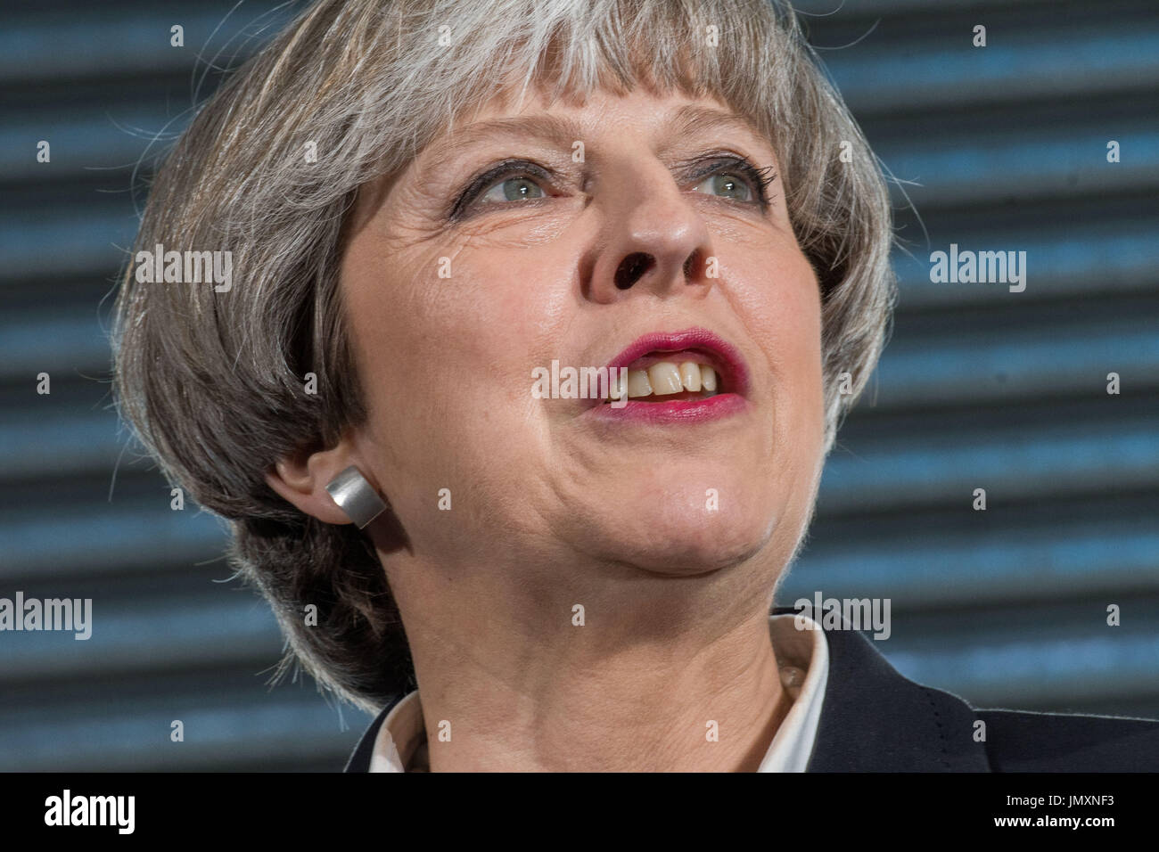 Premier ministre Theresa mai visites Clockwork Dépose et stockage company à Édimbourg dans le construire jusqu'à l'élection générale BRITANNIQUE, 5 juin 2017 Banque D'Images