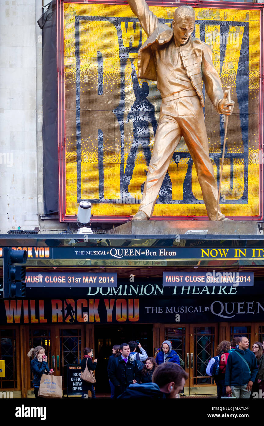Derniers jours de la célèbre comédie musicale , nous vous rock de Weill, joué au Dominion Theatre, Londres. Banque D'Images