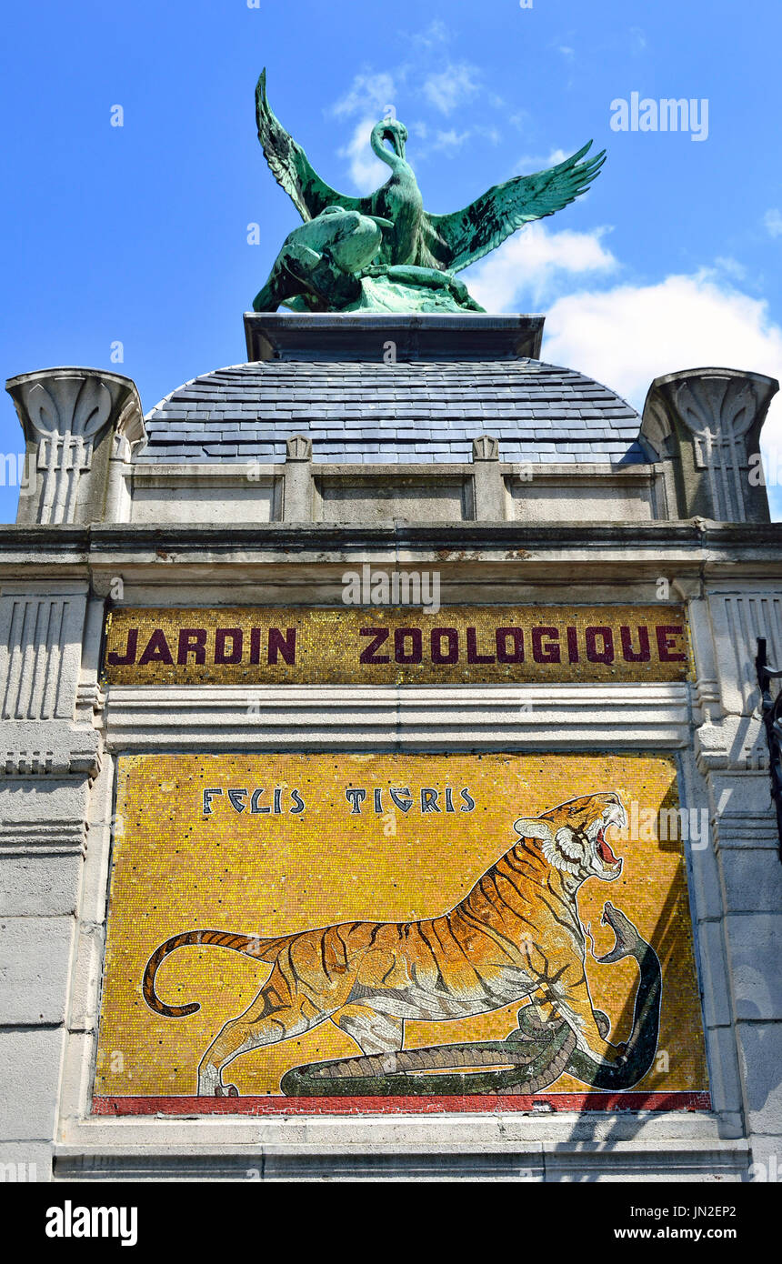 Anvers, Belgique. Le zoo d'Anvers - mosaïque à l'entrée - tiger Banque D'Images
