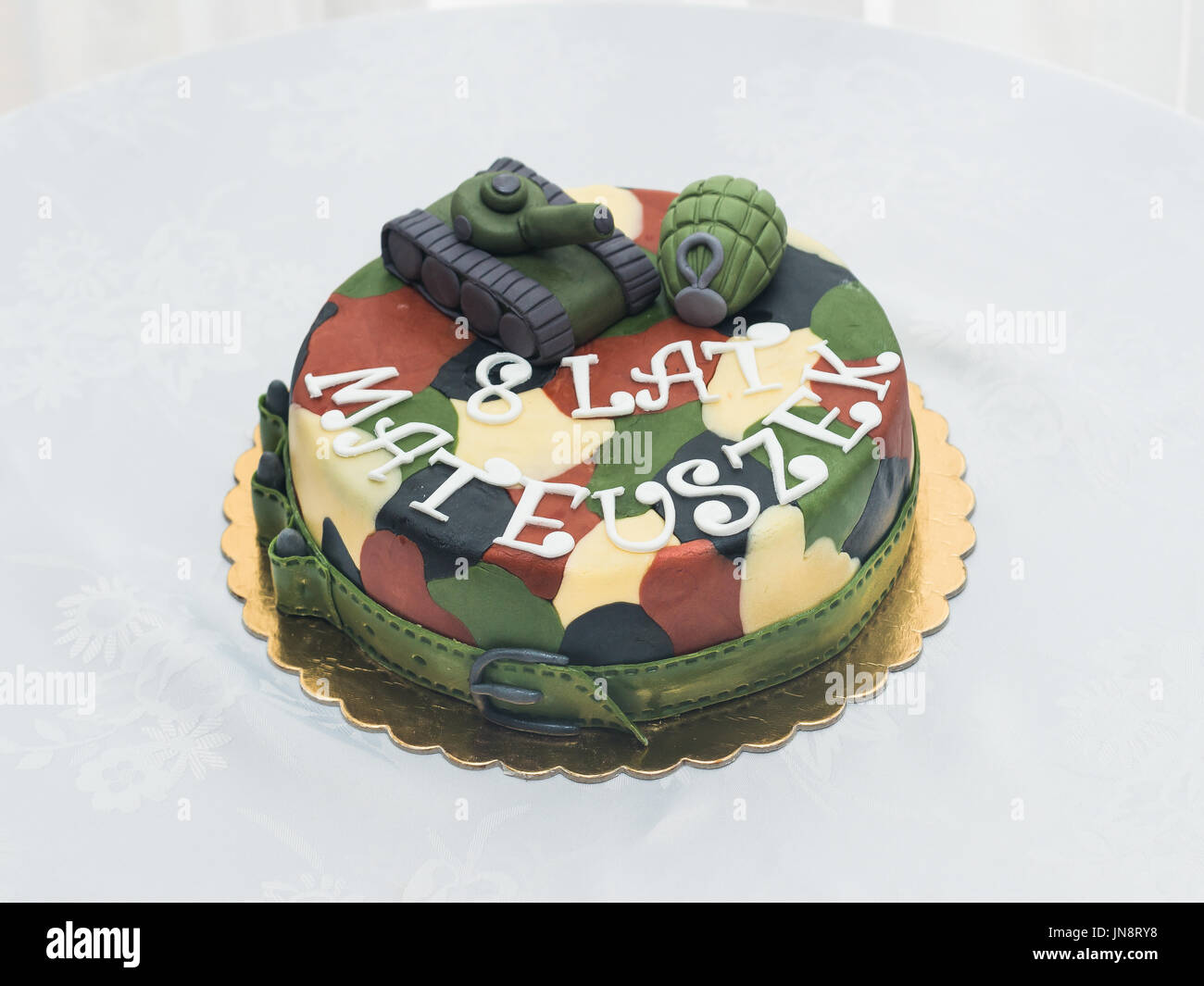 Gateau D Anniversaire Pour Les Amateurs De Militaires Photo Stock Alamy Gateau D Anniversaire Pour Les Amateurs De Militaires Photo Stock Alamy