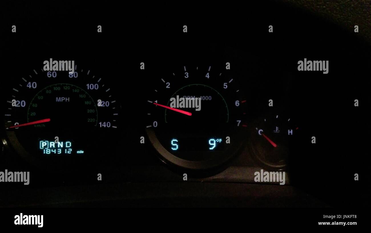 Aiguille De Tableau De Bord Banque d'image et photos - Alamy