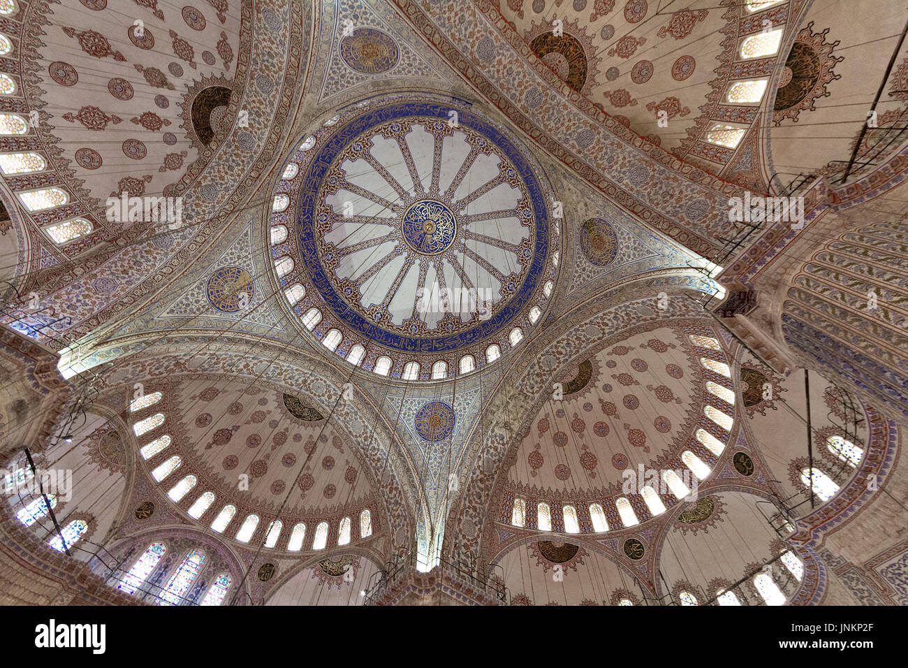 À l'intérieur de la Mosquée Bleue, Istanbul, Turquie. Banque D'Images