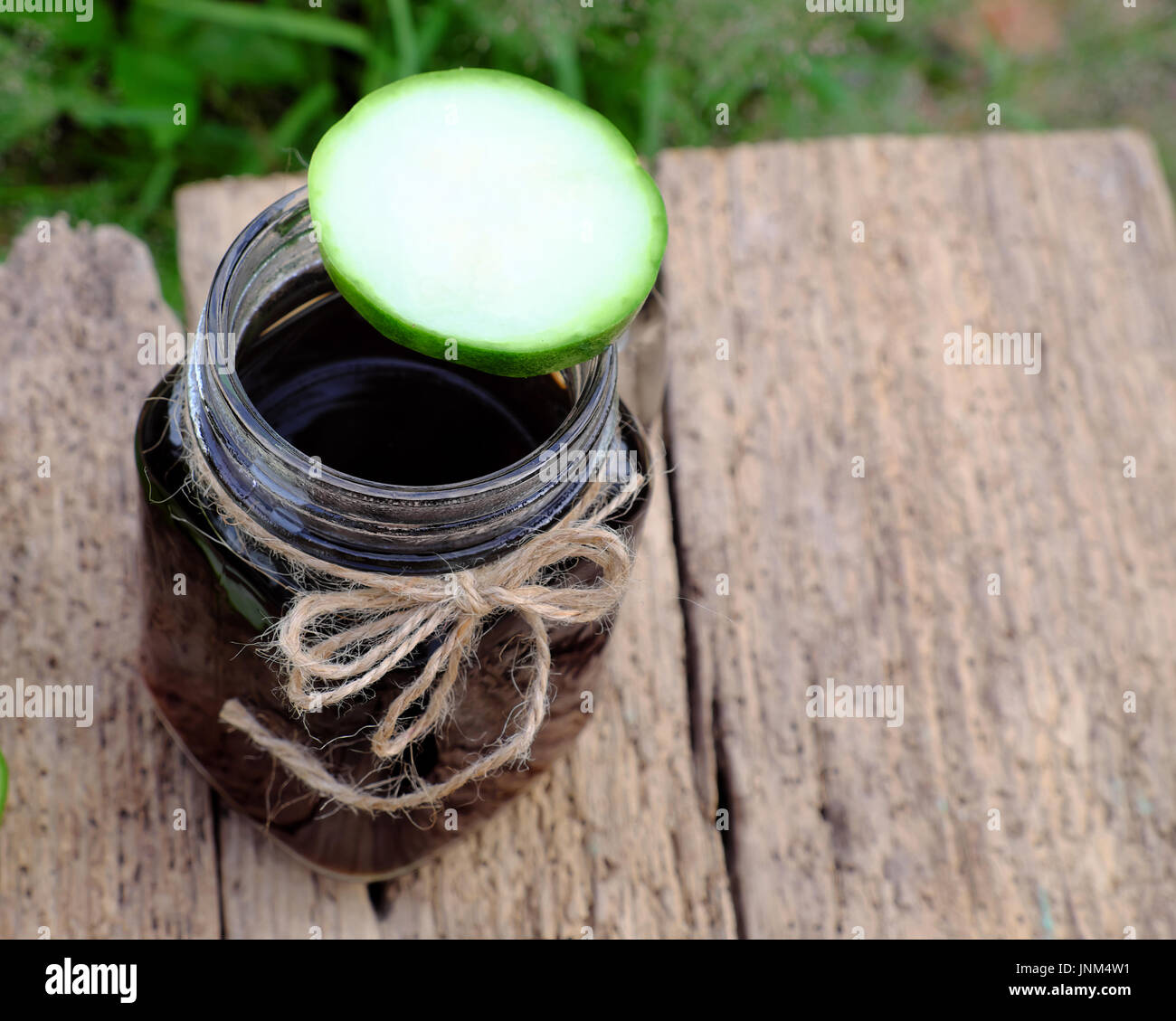 Boisson chaude journée d'antipyrétiques, wax gourd de thé, une boisson populaire au Vietnam, du melon juteux que bon pour la santé Banque D'Images