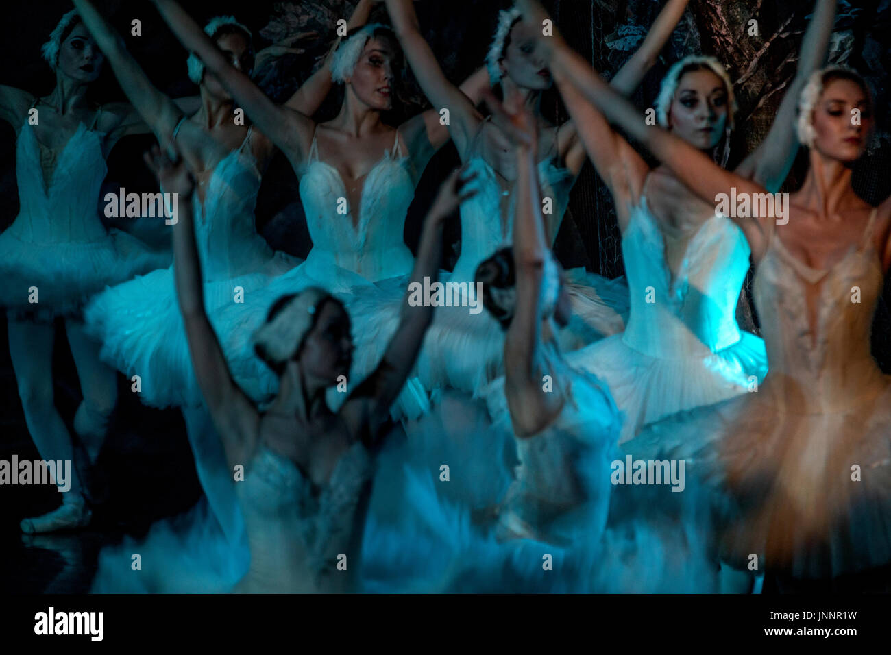 Scène du ballet 'lac' wan de la chorégraphie classique de ballet de Moscou "La Classique" sur la scène de Moscou, Russie Banque D'Images