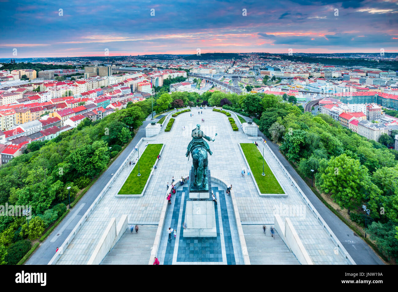 L'Europe, République tchèque, Tchéquie, Prague, la colline de Vitkov, Zizkov, Statue équestre de Jan Zizka de Trocnov, troisième plus grande statue équestre en bronze Banque D'Images