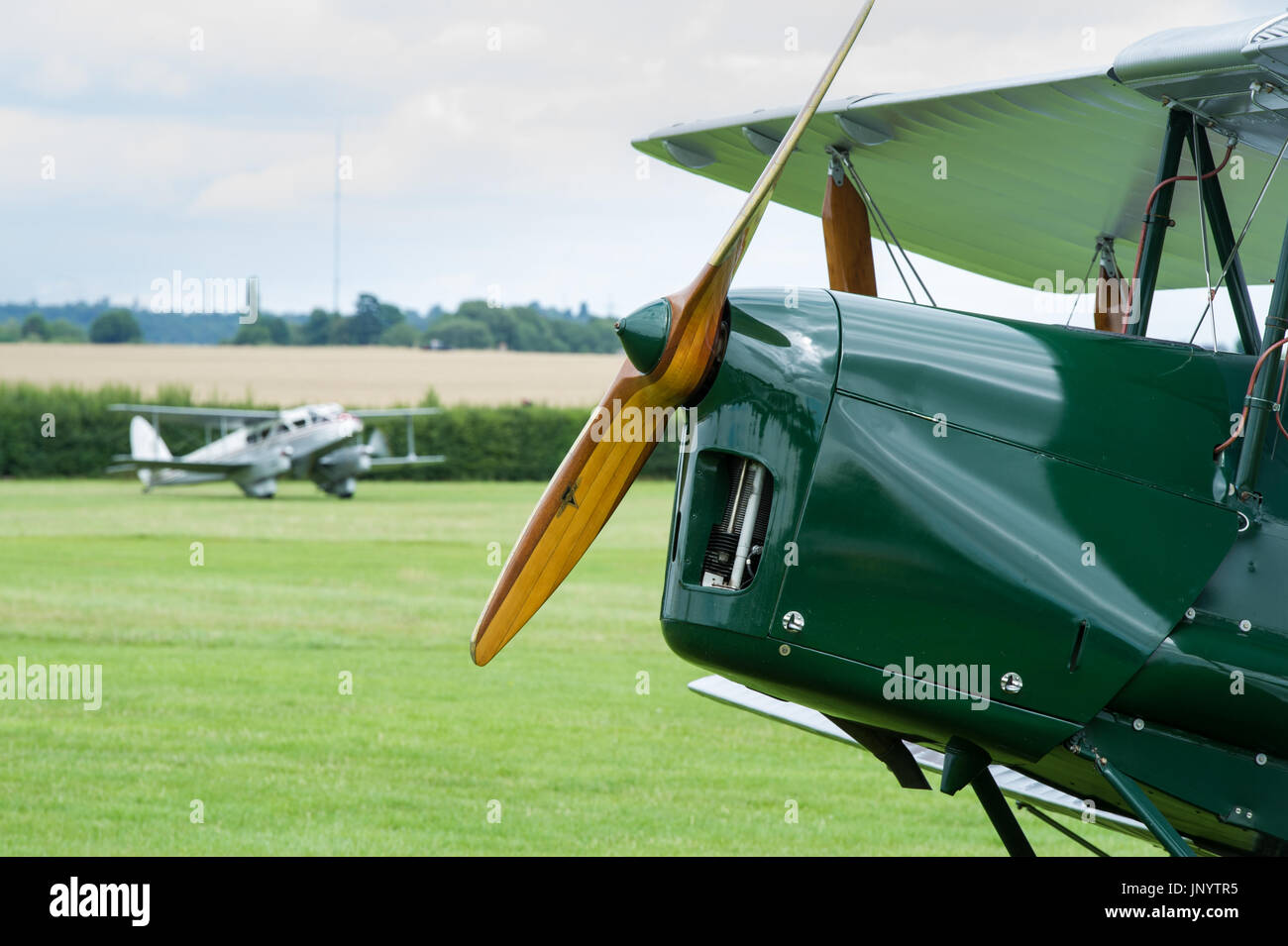 Ancien directeur de l'aérodrome, Bedfordshire UK. 30 juillet 2017. Les membres du De Havilland Moth Club a pris part à une démonstration de vol à Old Warden Park dans le Bedfordshire. Crédit : Gary Eason/Alamy Live News Banque D'Images