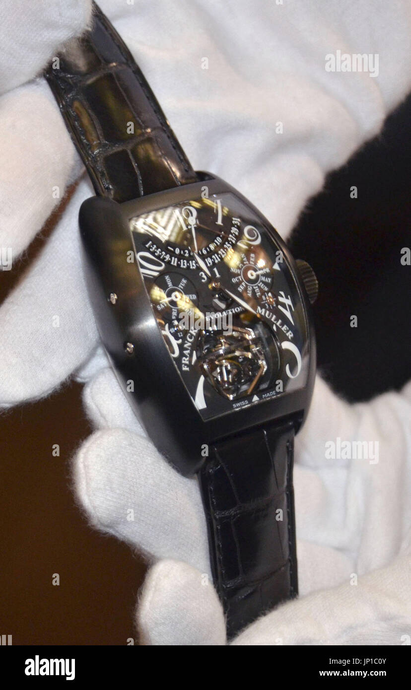 TOKYO, JAPON - Photo montre l'évolution 3-1, une montre Franck Muller qui est en vente pour 157,5 millions de yens (1,6 millions) à l'Mitsukoshi Department Store à Nihonbashi Chuo Ward's à Tokyo le 10 juillet 2013. (Kyodo) Banque D'Images
