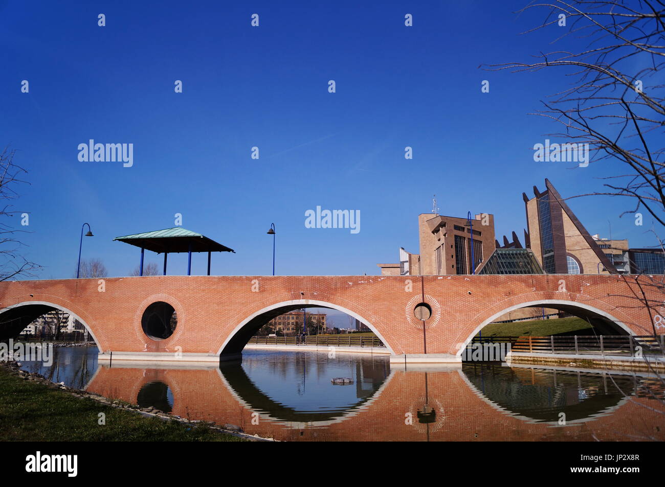 Pont dans le parc San Donato, Florence, Italie Banque D'Images
