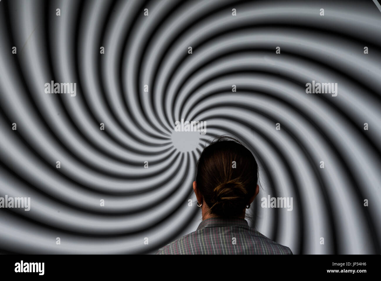 Illusion d'optique dans un parc des sens Banque D'Images